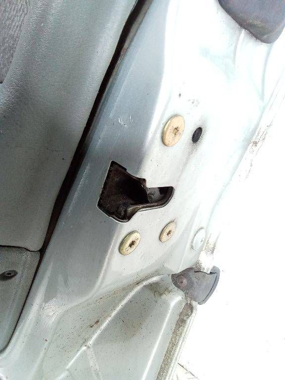 замок двери передней правой Renault Laguna 1 поколение [рестайлинг] 1999