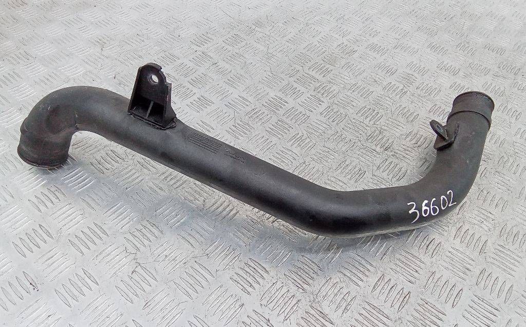 патрубок интеркулера Renault Scenic 3 поколение 2009, 1.9 л., дизель, МКПП, 8200962920