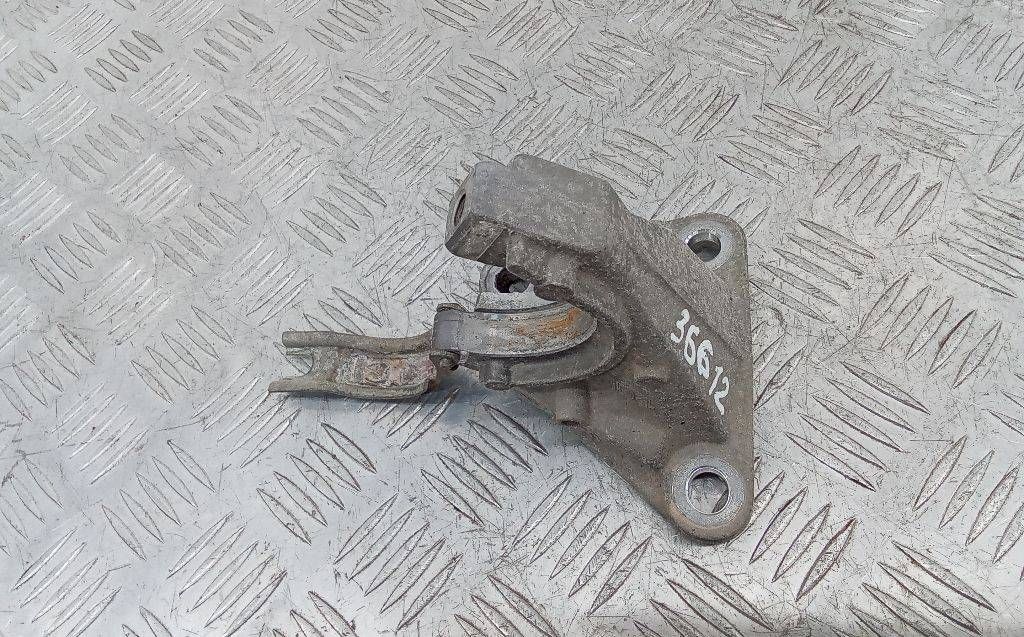 кронштейн полуоси Renault Scenic 3 поколение 2009, 1.9 л., дизель, МКПП, 8200644578