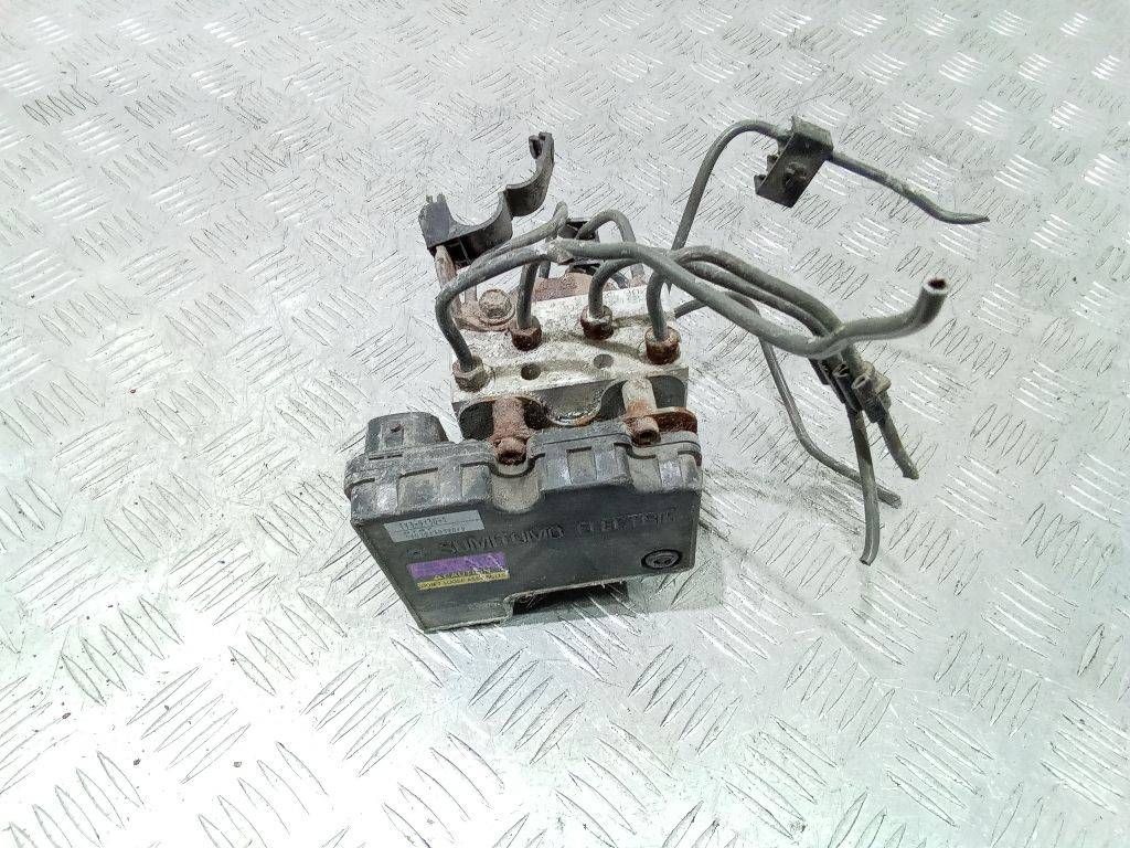 блок ABS Toyota Yaris Verso 1 поколение XP20 1999, купе, 8954152110