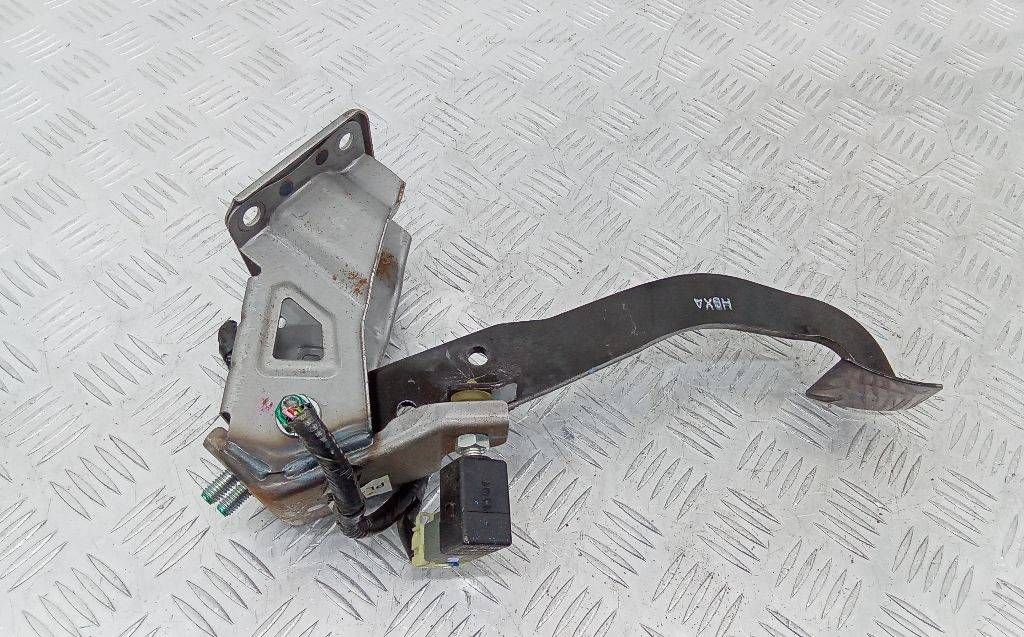 педаль тормоза Hyundai i20 1 поколение [рестайлинг] 2013, 93810-3K000