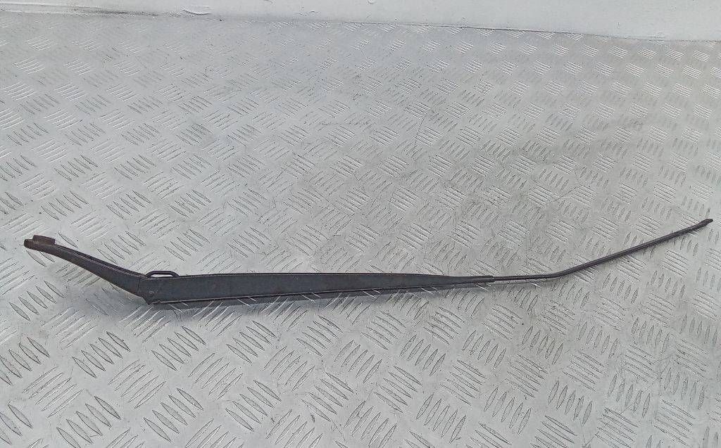 щеткодержатель (поводок стеклоочистителя, дворник) Renault Laguna 3 поколение 2011, 288860001N