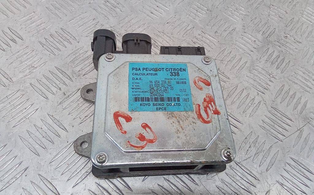 блок управления сервотроника Citroen C3 1 поколение 2006, 9665433880
