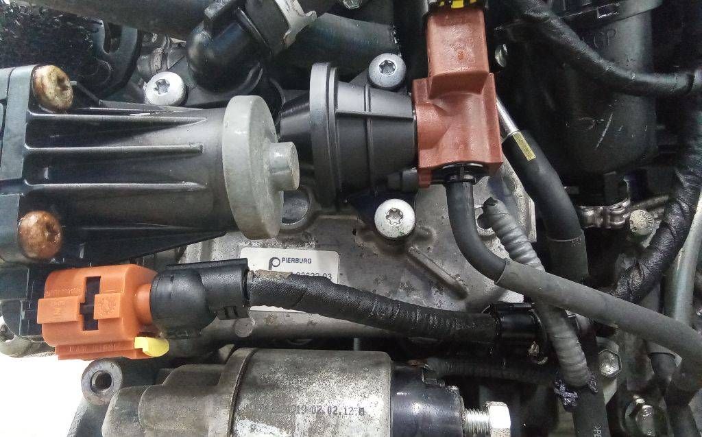 охладитель EGR / Радиатор EGR Suzuki Swift 4 поколение 2012, 1.3 л., дизель, МКПП, 55230929