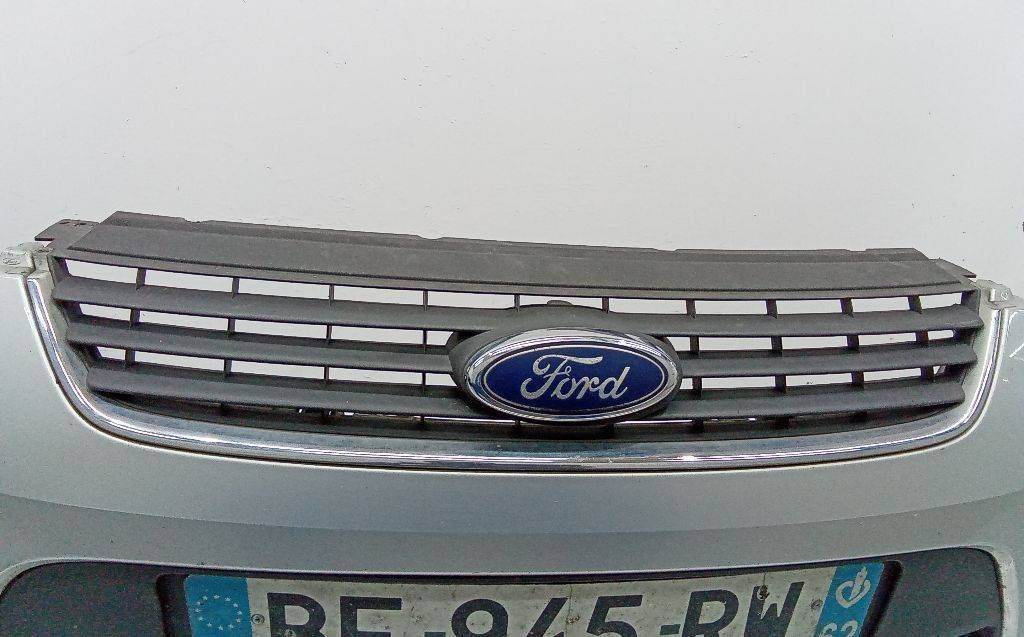 решетка радиатора Ford C-Max 1 поколение 2007