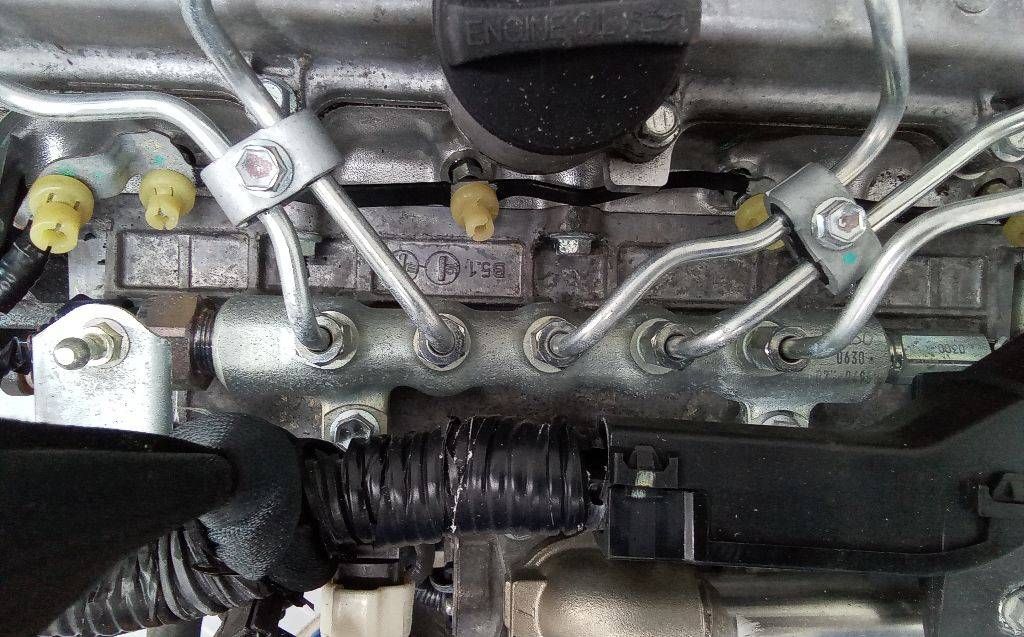 топливная рампа Toyota Avensis 2 поколение (T250) [рестайлинг] 2008, 2.0 л., дизель, МКПП, 07K04958