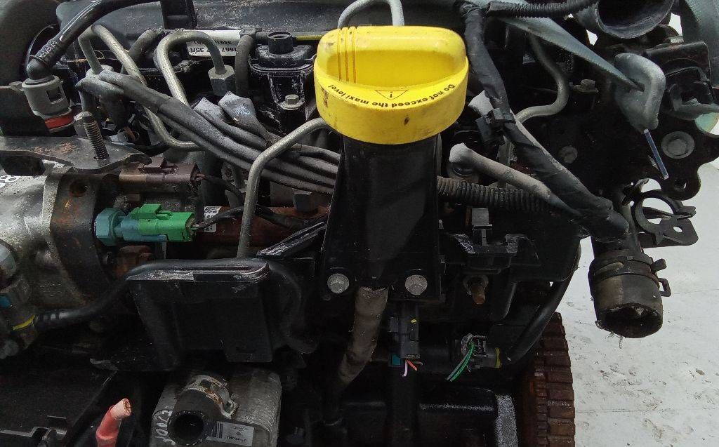 щуп двигателя Renault Duster 1 поколение 2010, 1.5 л., дизель