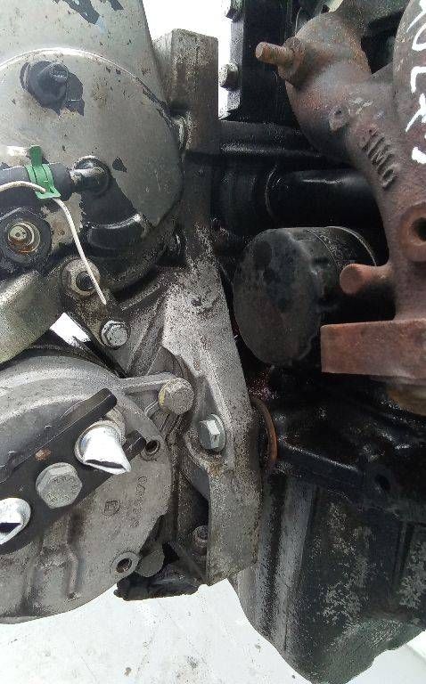 кронштейн компрессора кондиционера Renault Megane 1 поколение 1998, 1.6 л., бензин, МКПП