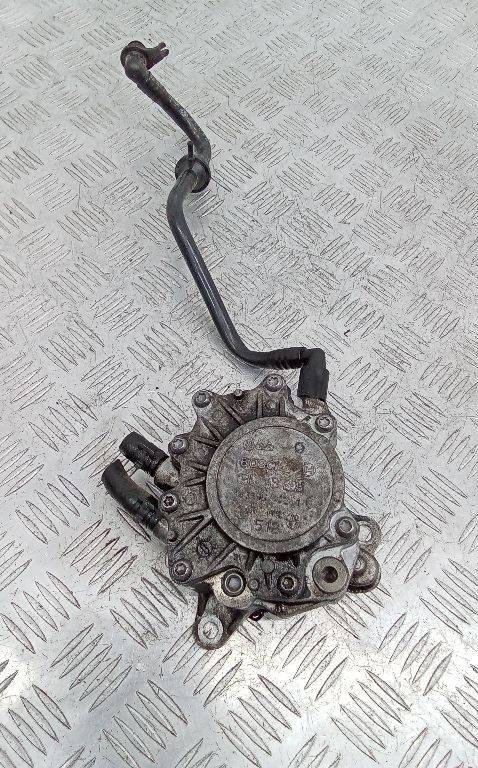 насос вакуумный Volkswagen Passat B6 2005, 2.0 л., дизель, МКПП, 03G145209