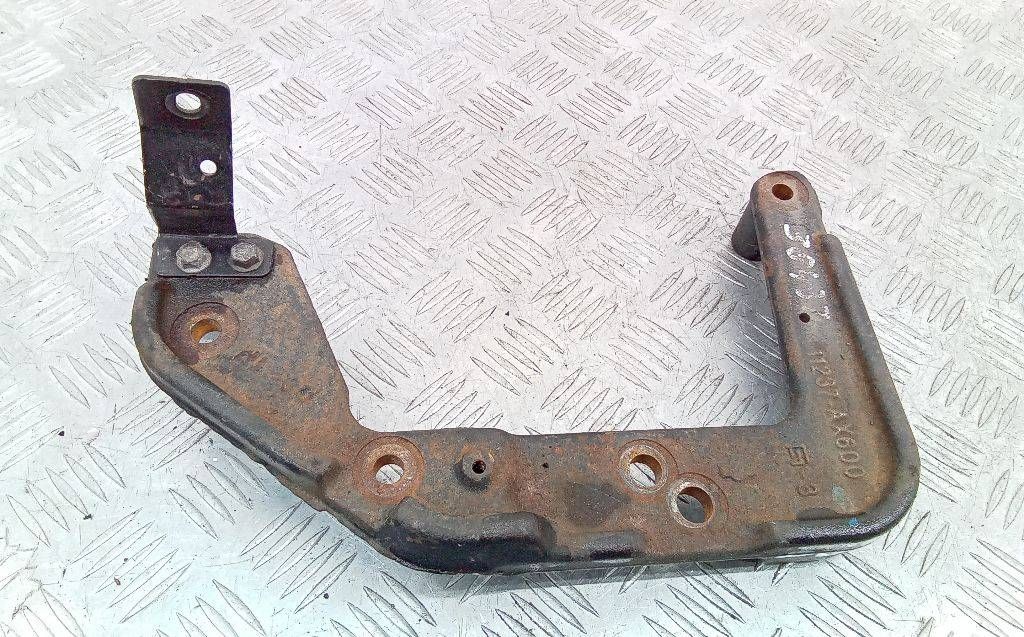 кронштейн двигателя Nissan Micra 2 поколение (K11) 2003, 1.0 л., бензин, МКПП, 11237-AX600