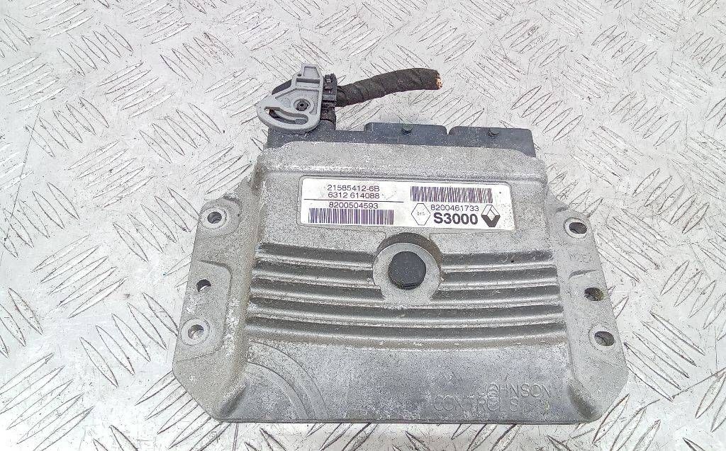 блок управления двигателем Renault Clio 3 поколение 2009, 8200461733