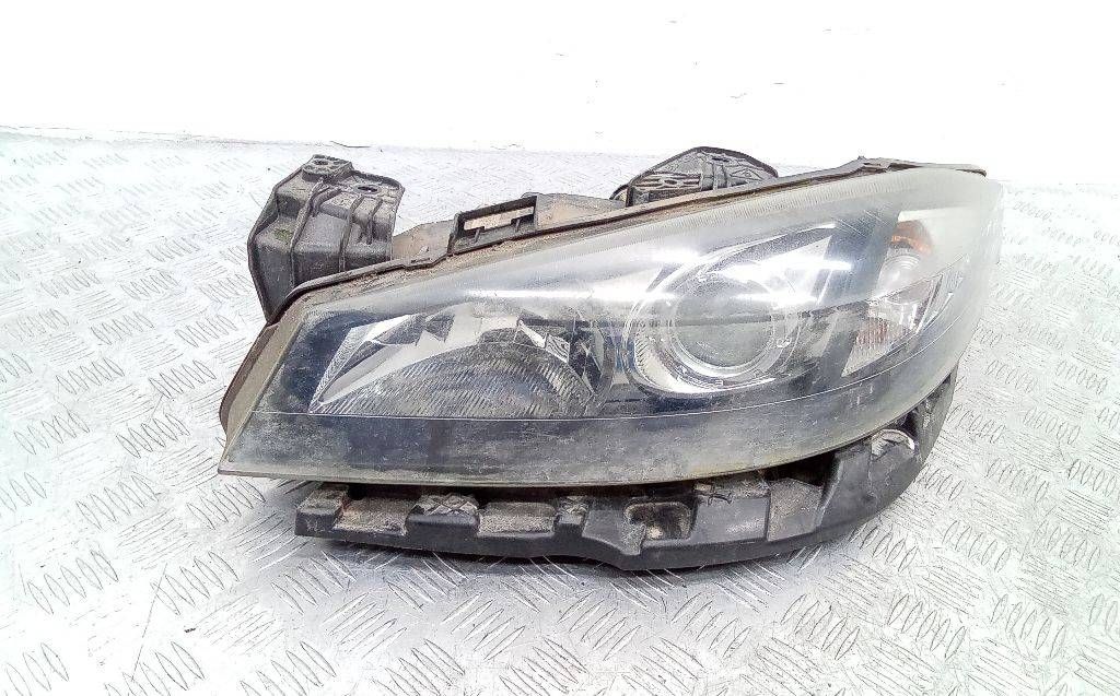 фара левая Renault Laguna 2 поколение [рестайлинг] 2006, 8200555905