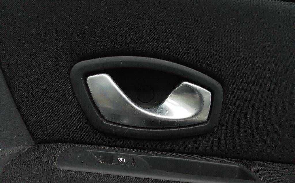 ручка внутренняя задняя правая Renault Laguna 3 поколение 2011