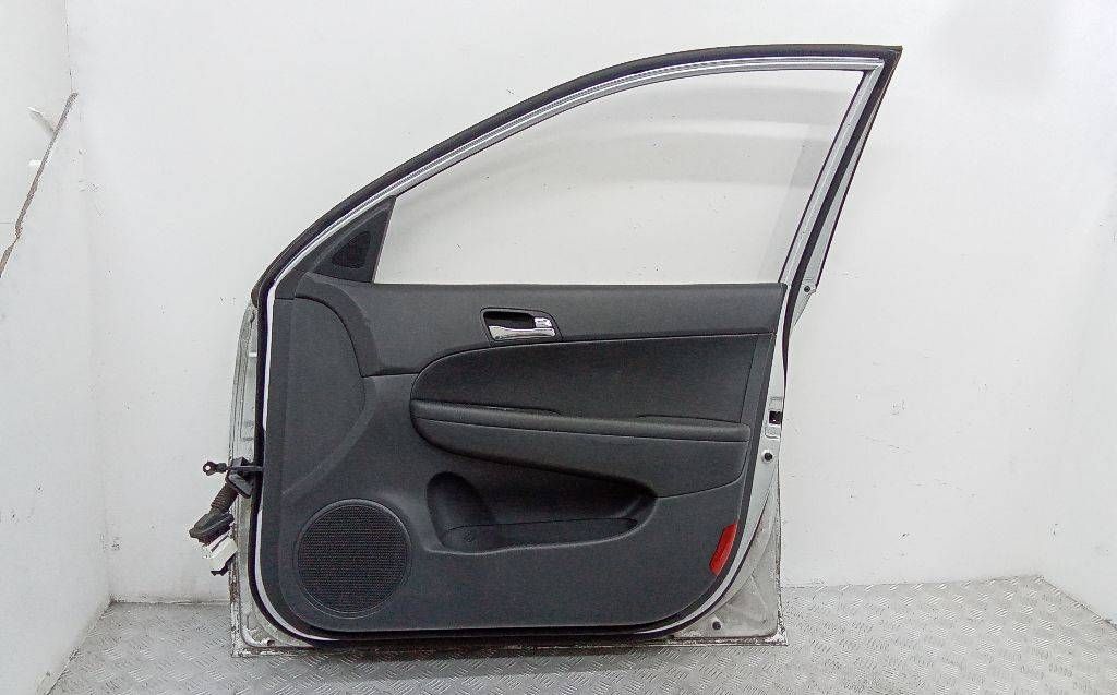 моторчик стеклоподъемника передний правый Hyundai i30 1 поколение 2008