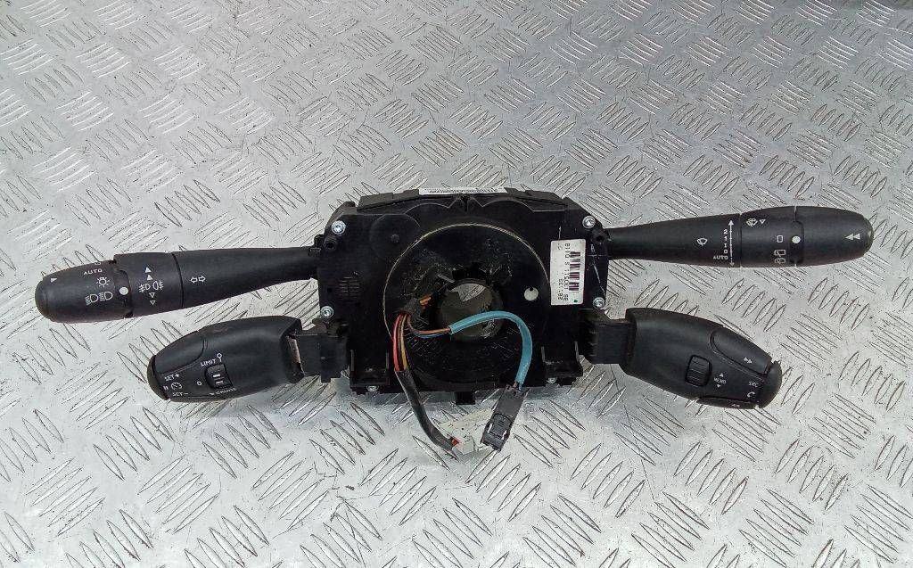 переключатель подрулевой (стрекоза) Peugeot 207 1 поколение [рестайлинг] 2010, 1.6 л., 96661290XT