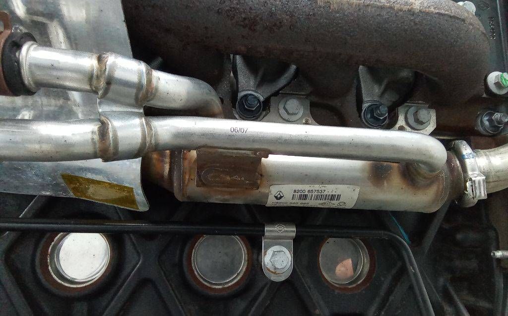 охладитель EGR / Радиатор EGR Renault Laguna 2 поколение [рестайлинг] 2007, 1.9 л., дизель, МКПП, 8200657537