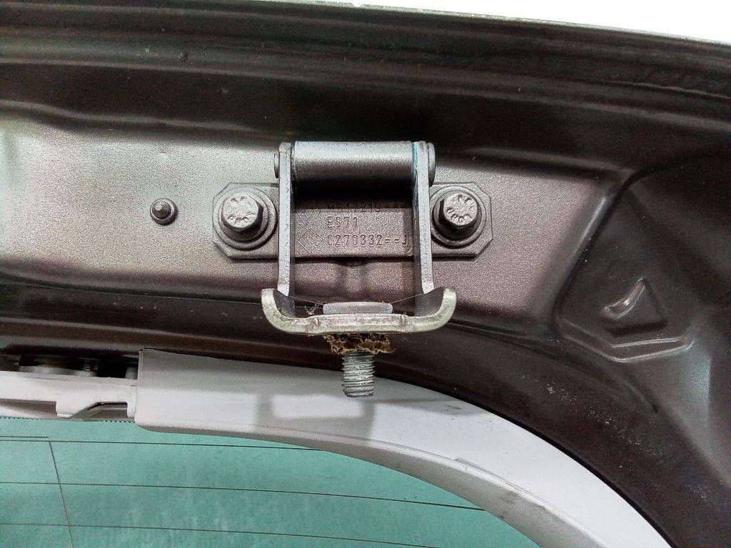 петля крышки багажника Renault Grand Scenic 3 поколение 2009