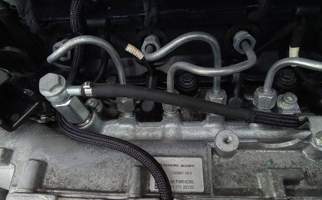 топливная рампа Opel Zafira 2 поколение (B) [рестайлинг] 2011, 1.7 л., дизель, МКПП
