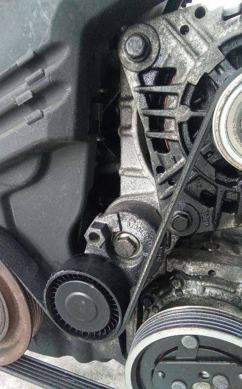 кронштейн генератора Dacia Logan 1 поколение 2006, 1.5 л., дизель, МКПП