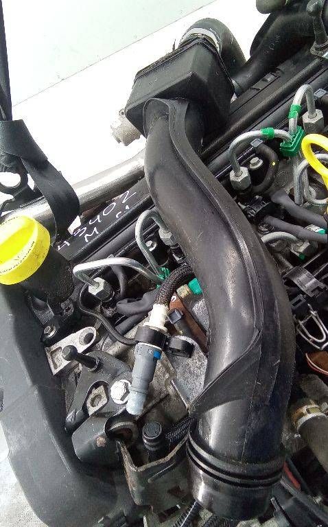 патрубок интеркулера Renault Clio 3 поколение 2007, 1.5 л., дизель, МКПП, 8200296982