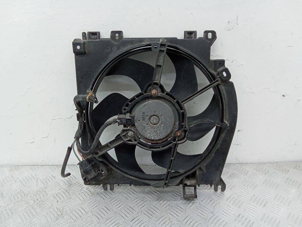 вентилятор радиатора Renault Modus 1 поколение 2004, 8200135167