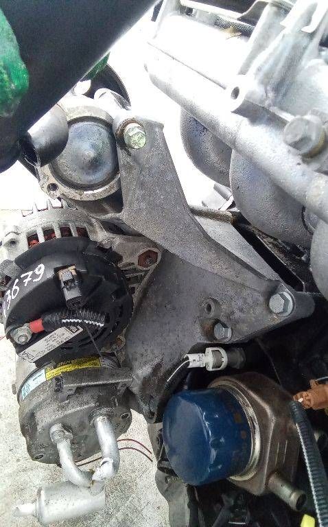 кронштейн генератора Renault Vel Satis 1 поколение 2002, 2.0 л., бензин, МКПП