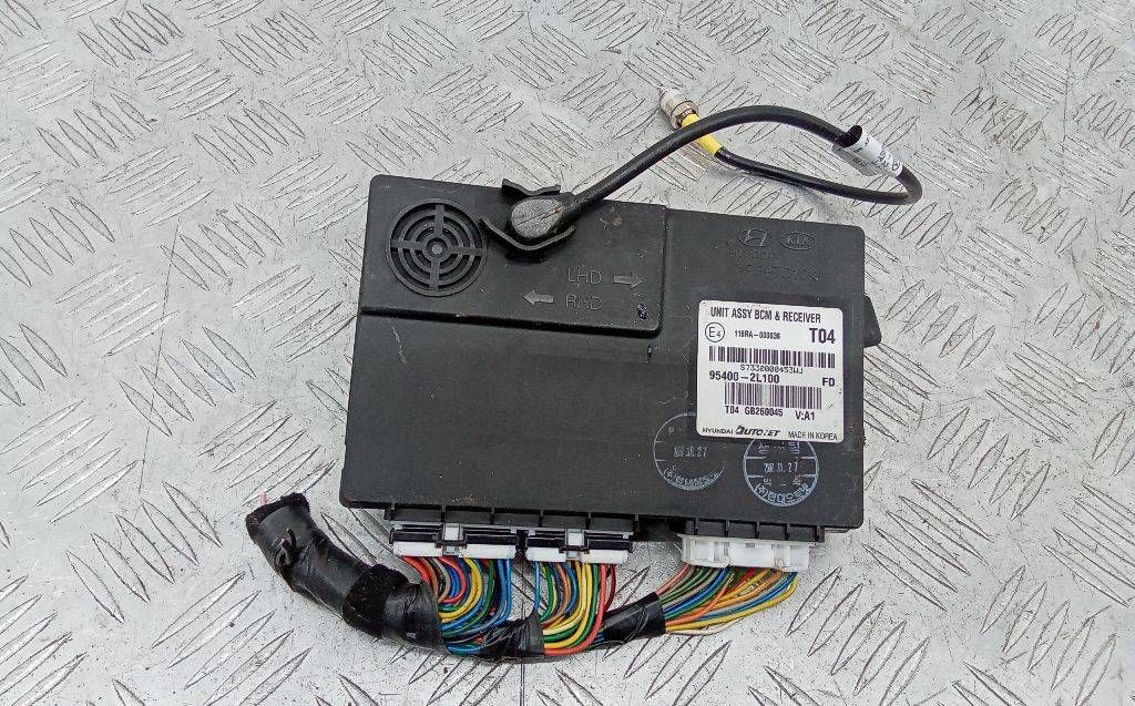 блок комфорта Hyundai i30 1 поколение 2007, 95400-2L100
