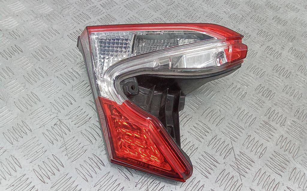 фонарь крышки багажника левый Toyota C-HR 1 поколение AX10 2017, 81590-F4010-00