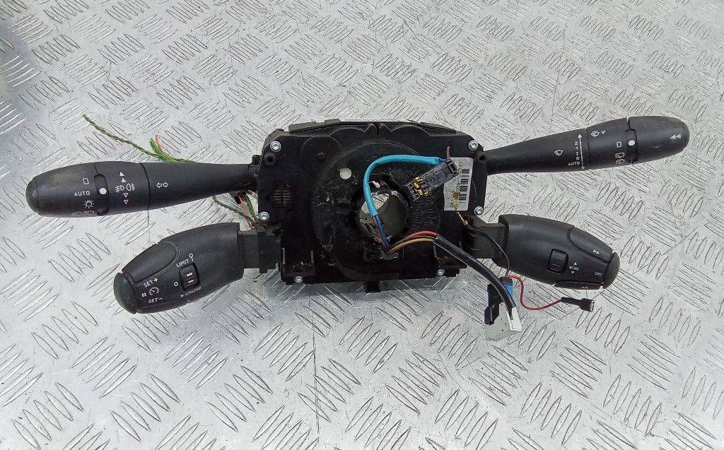 переключатель подрулевой (стрекоза) Peugeot 207 1 поколение 2009, 96661296XT