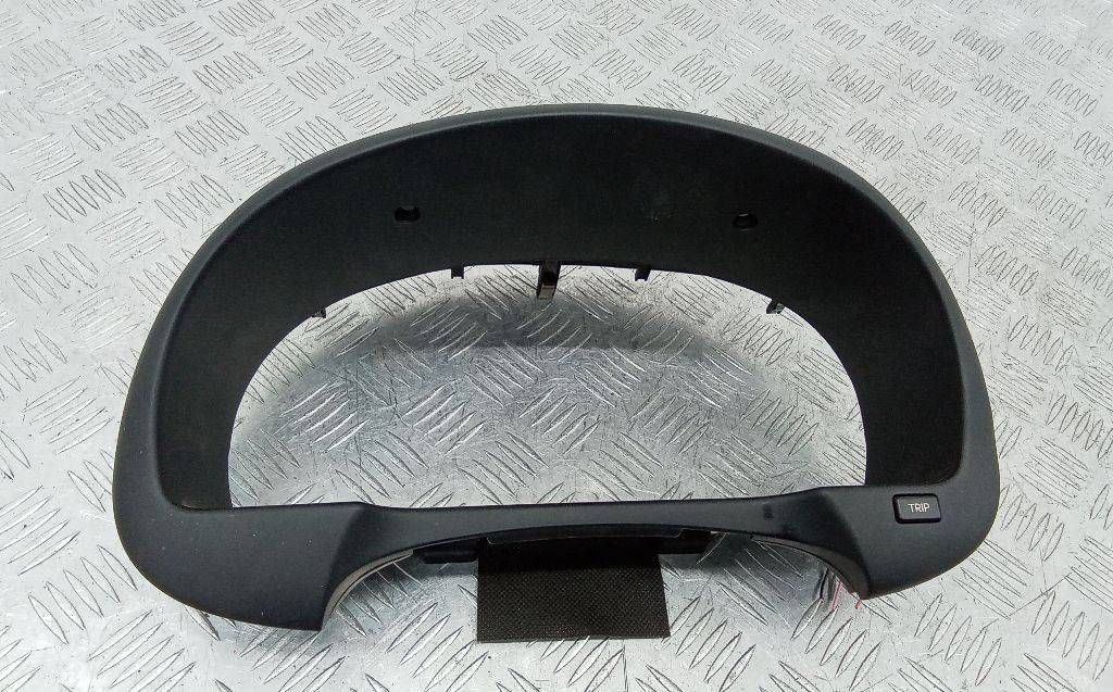 рамка панели приборов Hyundai i30 1 поколение 2008, 84830-2L000