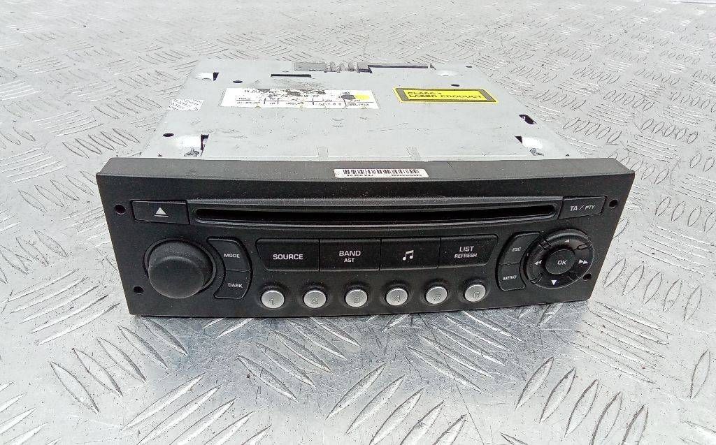 магнитола Citroen C4 1 поколение 2005, 9647521077