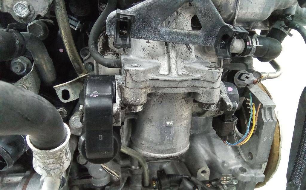 заслонка дроссельная Toyota Corolla Verso 2 поколение AR10 2007, 2.2 л., дизель, МКПП