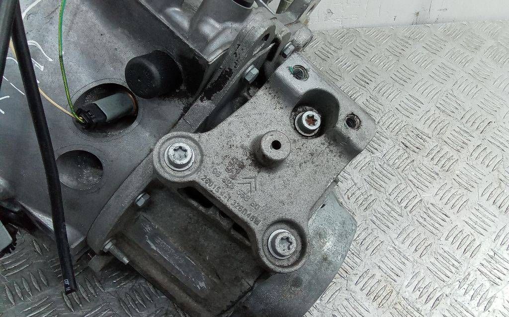 кронштейн КПП Citroen C3 Picasso 1 поколение 2011, 1.6 л., дизель, МКПП, 9682355880