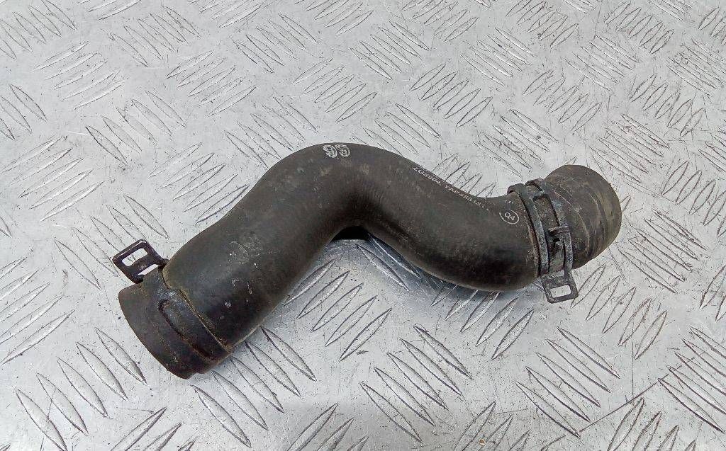 патрубок радиатора Mercedes-Benz CLA-Класс C117 2015, 2.2 л., дизель, A2465010482