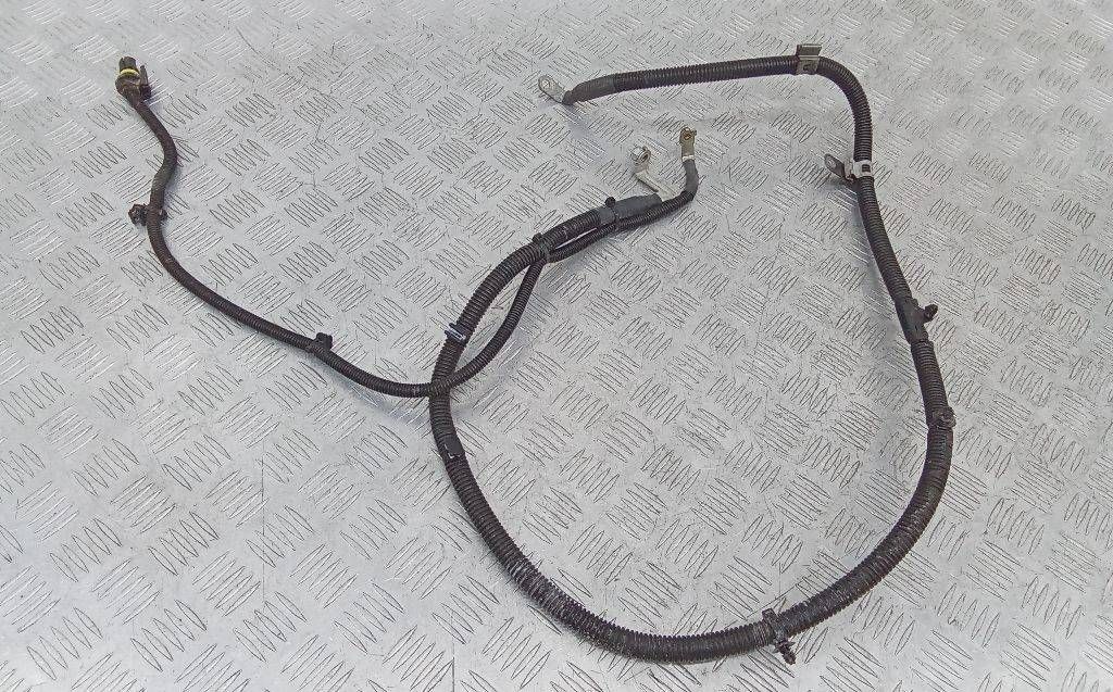 плюсовой провод аккумулятора Mercedes-Benz CLA-Класс C117 2015, 2.2 л., дизель, 0455452828
