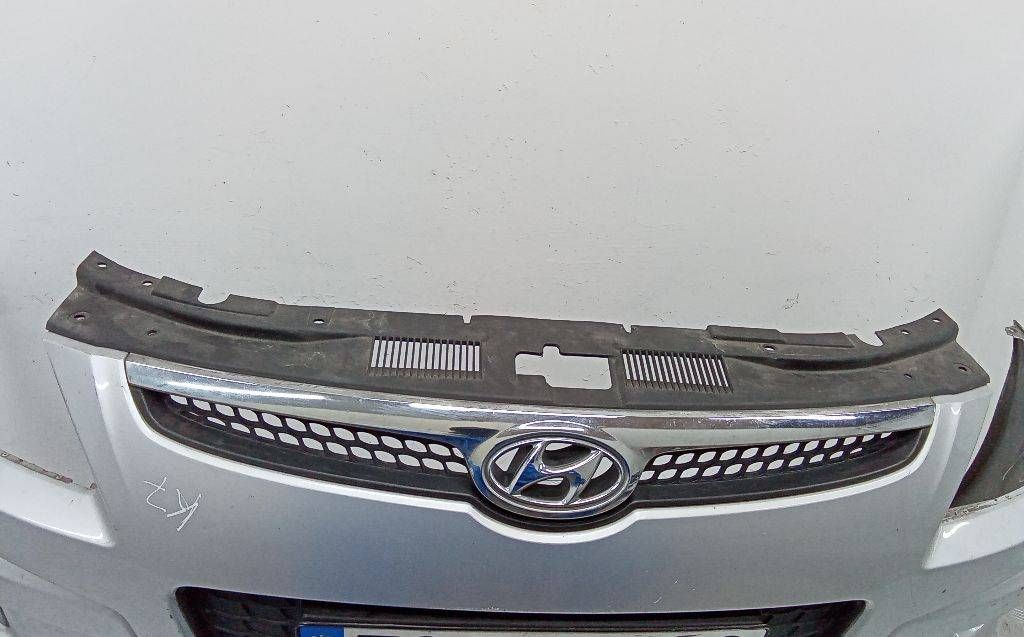 решетка радиатора Hyundai i30 1 поколение 2008, 1.6 л., дизель, хетчбэк 5 дв., 86351-2L000
