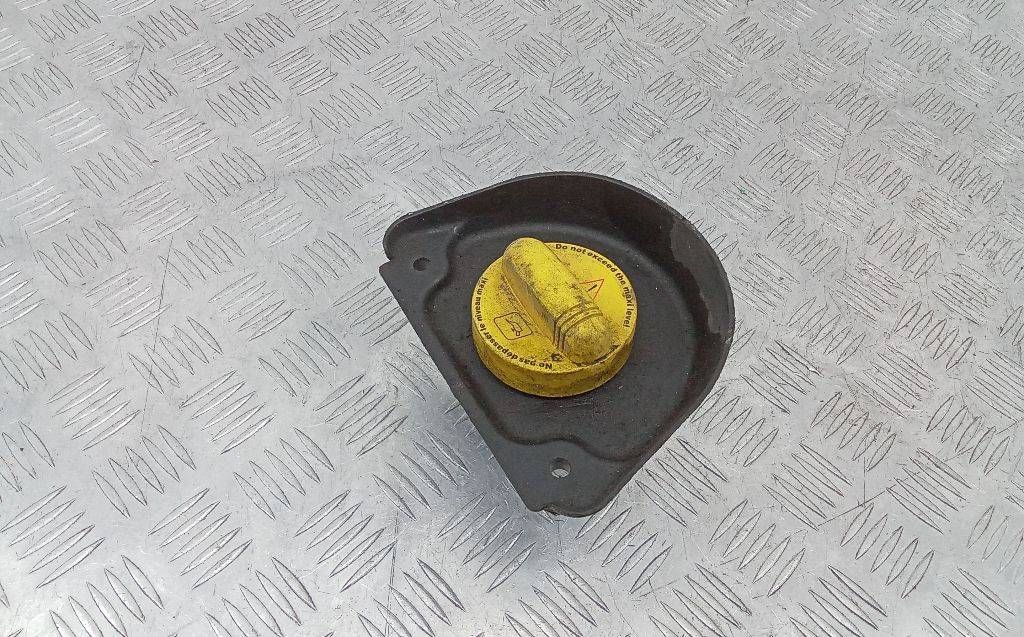 маслозаливная горловина Renault Master 3 поколение 2012, 8200795333