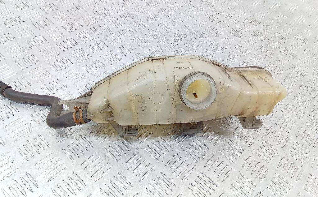 бачок расширительный Renault Clio 3 поколение 2009, 8200149742