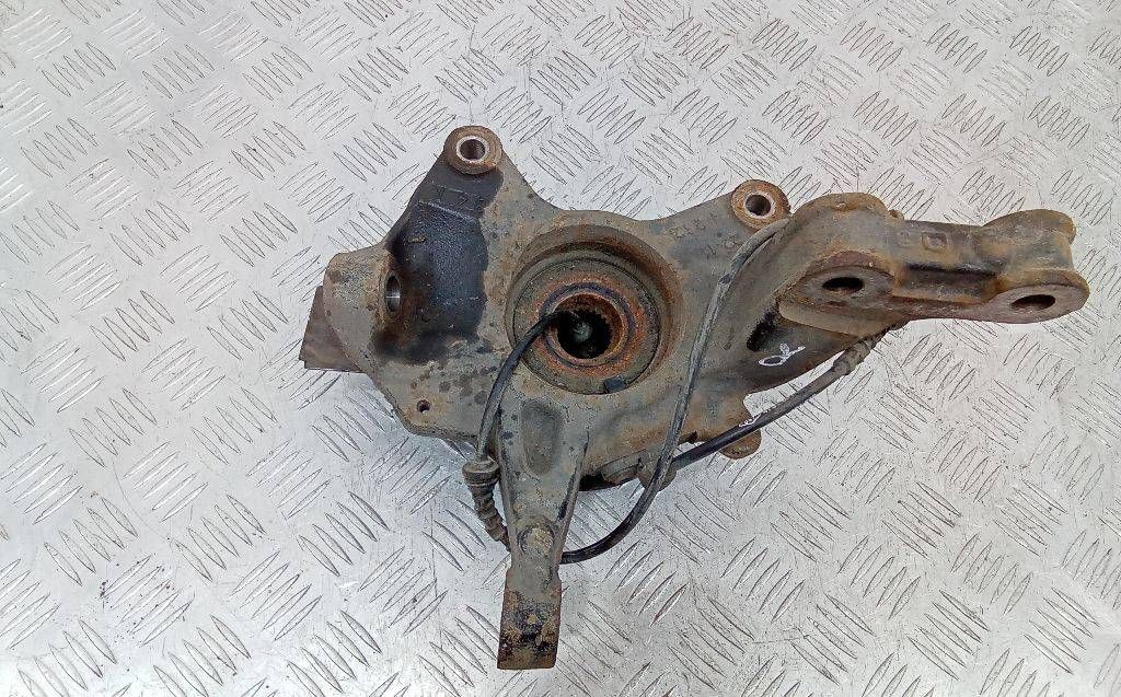 кулак поворотный правый Renault Megane 3 поколение 2012, 1.5 л., дизель