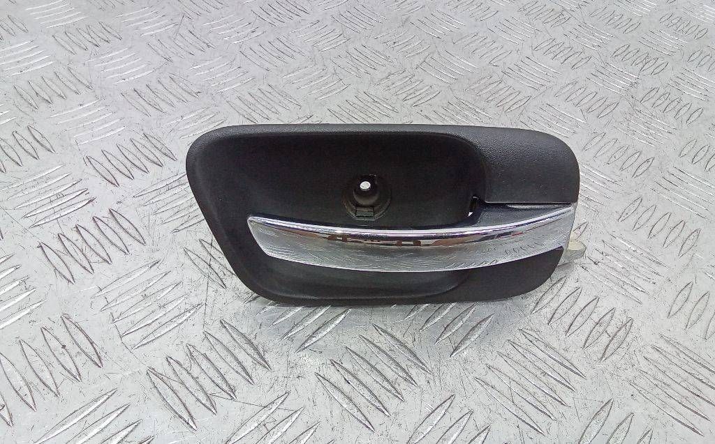 ручка внутренняя задняя правая Chrysler 300C 1 поколение 2007, 1070402AB
