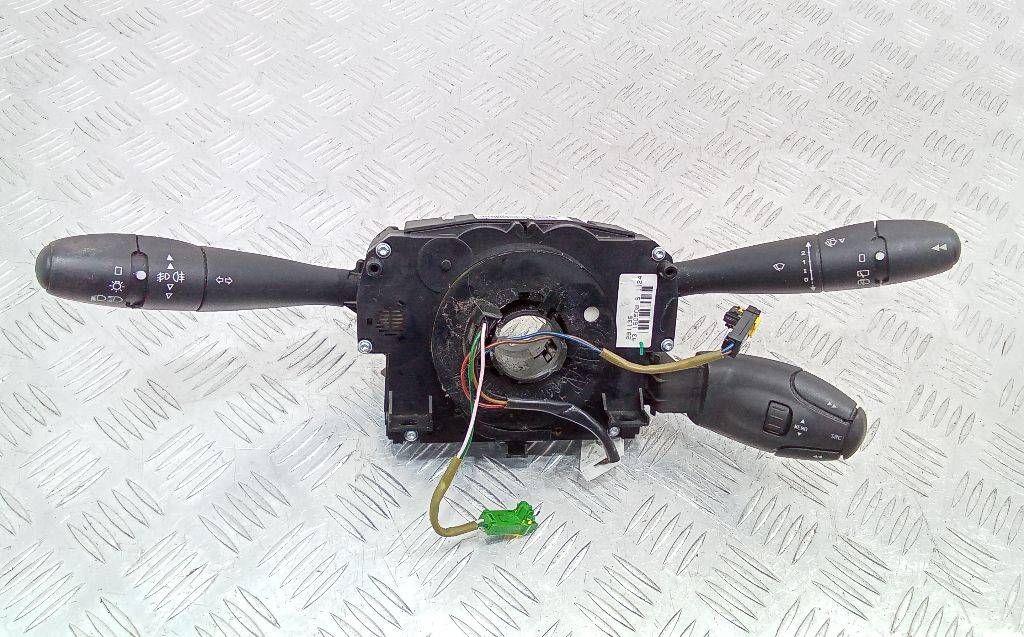 переключатель подрулевой (стрекоза) Peugeot 207 1 поколение 2008, 96630724XT