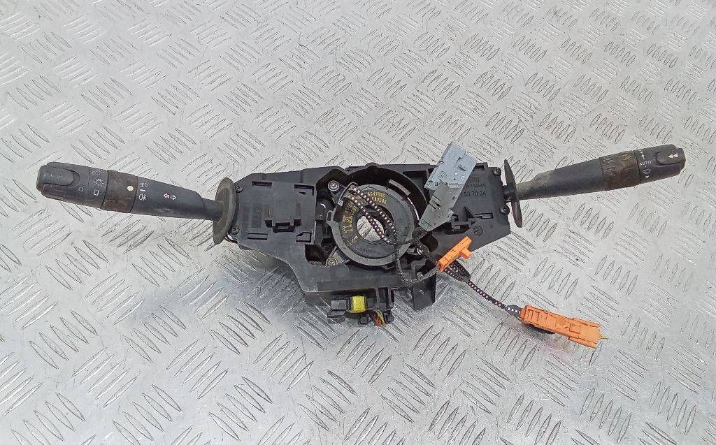 переключатель подрулевой (стрекоза) Peugeot 607 1 поколение 2000, 9631626080