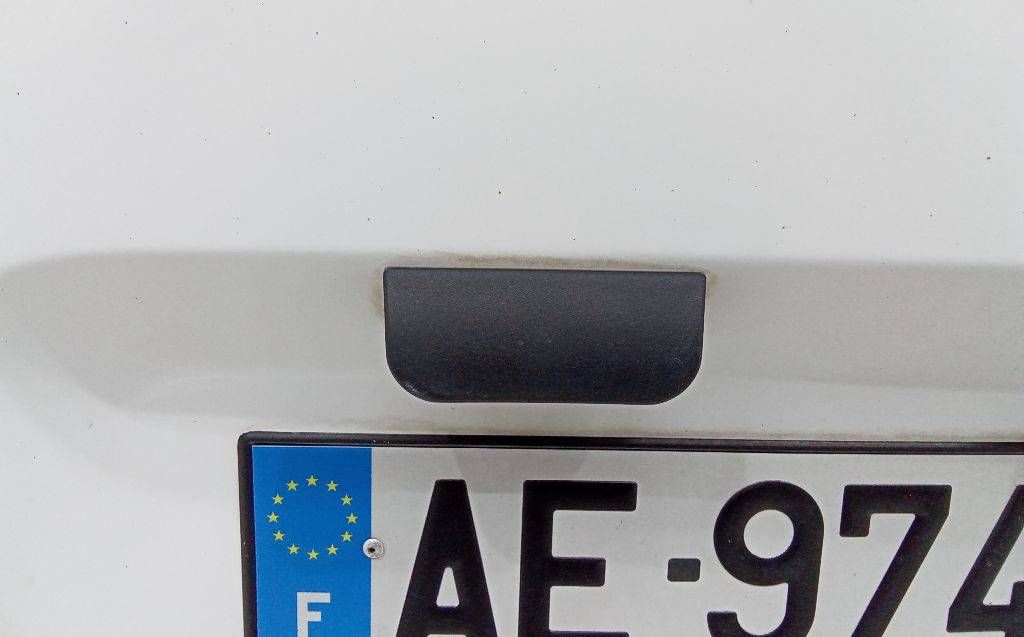 подсветка номера Peugeot Partner 2 поколение (B9) 2009