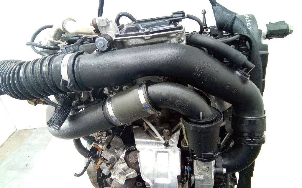патрубок интеркулера Renault Megane 3 поколение 2010, 1.9 л., дизель, МКПП, 8201003136