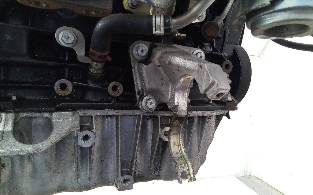кронштейн полуоси Renault Megane 3 поколение 2010, 1.9 л., дизель, МКПП, 8200644578