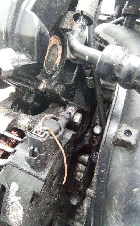кронштейн генератора Peugeot 206 1 поколение 2002, 2.0 л., бензин, МКПП