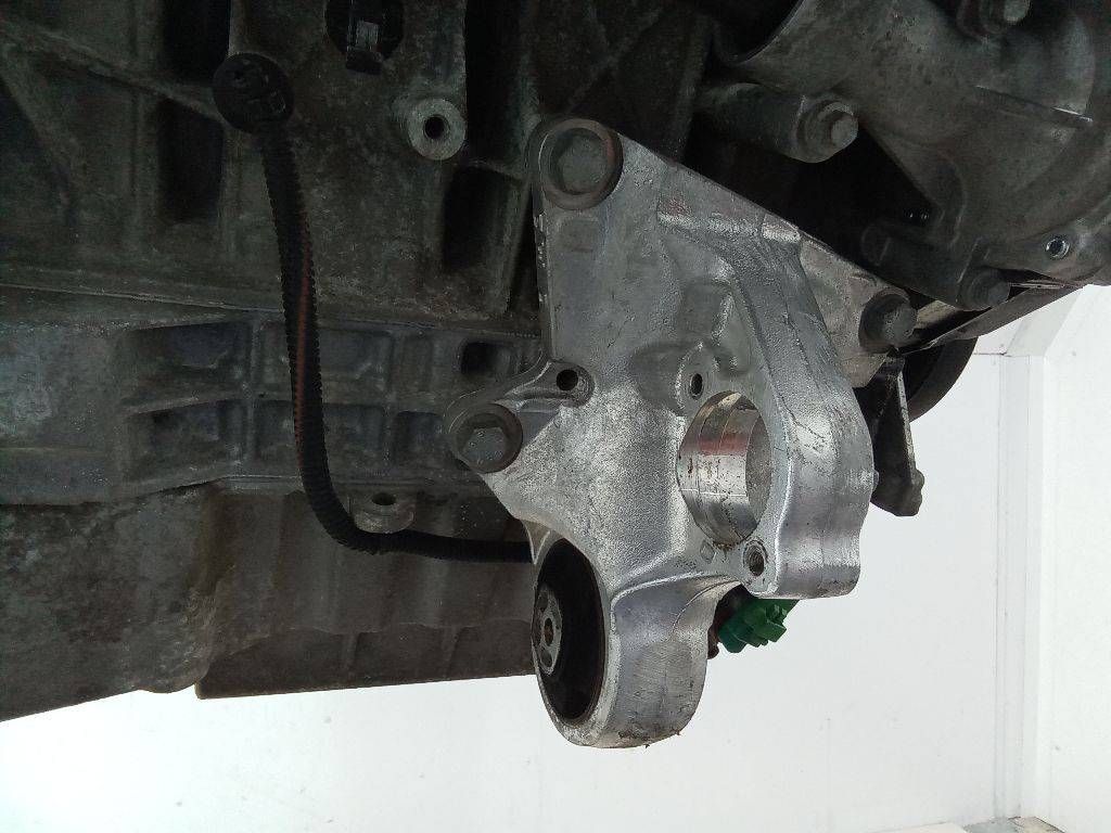 кронштейн полуоси Peugeot 206 1 поколение 2002, 2.0 л., бензин, МКПП