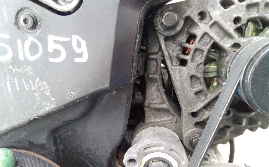 кронштейн генератора Renault Modus 1 поколение 2005, 1.5 л., дизель, МКПП