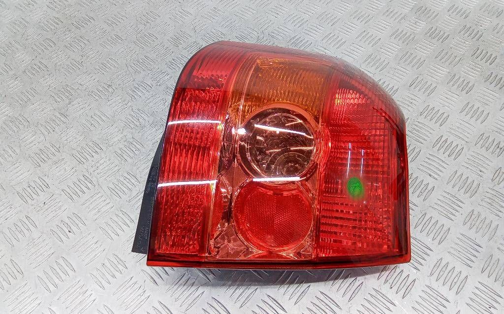 фонарь задний правый Toyota Corolla 9 поколение E120 [рестайлинг] 2006, 81550-02301