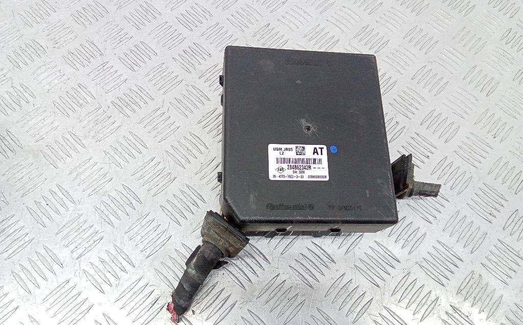 блок предохранителей Renault Scenic 3 поколение 2010, 284B62342R